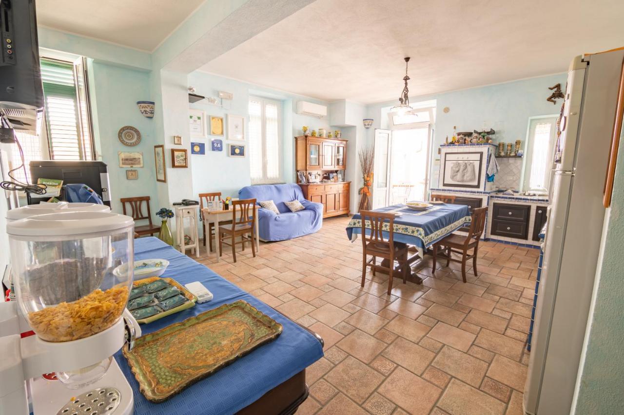 B&B Ottocento Sul Mare นิซซา ดิ ซิชิเลีย ภายนอก รูปภาพ