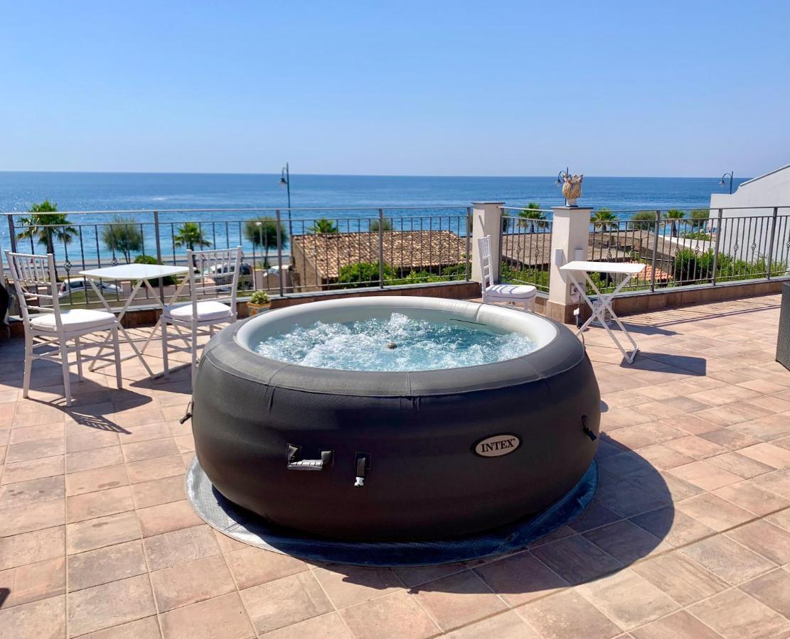 B&B Ottocento Sul Mare นิซซา ดิ ซิชิเลีย ภายนอก รูปภาพ