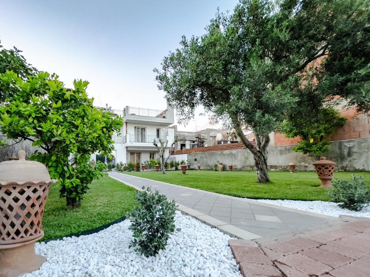 B&B Ottocento Sul Mare นิซซา ดิ ซิชิเลีย ภายนอก รูปภาพ
