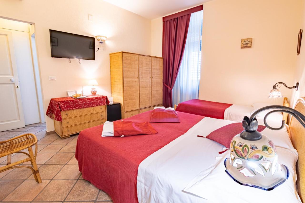 B&B Ottocento Sul Mare นิซซา ดิ ซิชิเลีย ภายนอก รูปภาพ